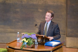 Bernard Kouchner, le 17 mai 2006.